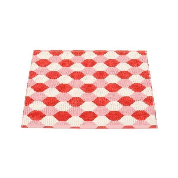 Pappelina Dana Matto Coral Red / Piglet 70x60 Cm