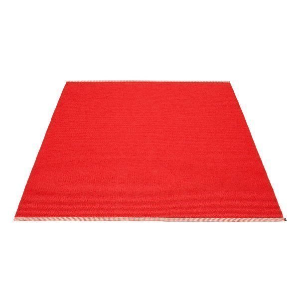 Pappelina Mono Matto Red / Coral Red 180x300 Cm