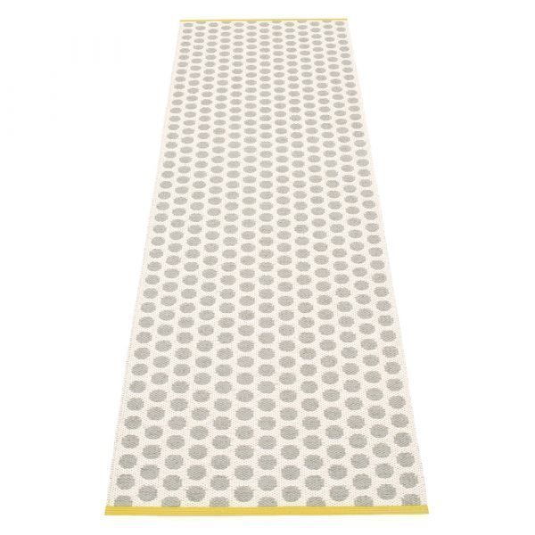 Pappelina Noa Matto Warm Grey / Vanilla / Mustard 70x150 Cm