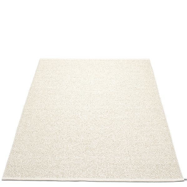 Pappelina Svea Muovimatto Champagne Metallic 140x220 Cm